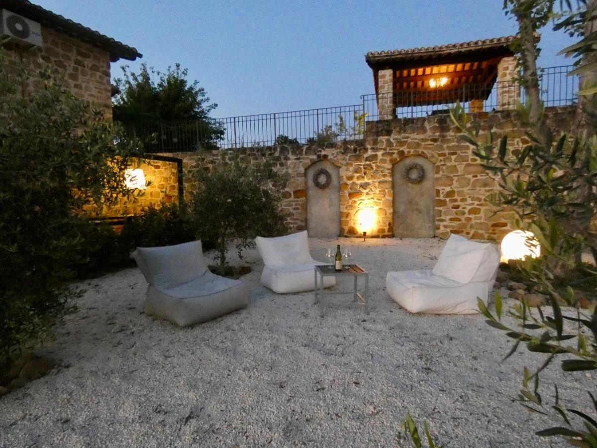 Borgo Crispiero Panzió Kültér fotó
